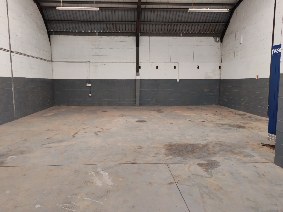 To Let commercial Property for Rent in Somerset West Business Park Western Cape